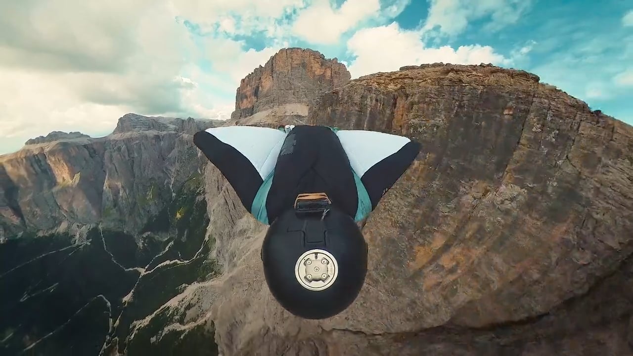 S1.01 Wing Suit